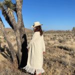 Cindy Crawford Instagram - Perfect cozy sweater for an early morning shoot in the desert 🌵