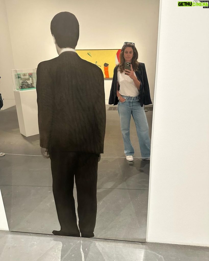 Cindy Crawford Instagram - When in London🇬🇧 London, United Kingdom