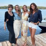Cindy Crawford Instagram – Wrapping up another summer at the lake 🛶