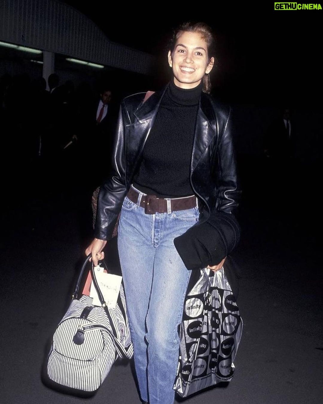 Cindy Crawford Instagram - Off duty looks are always in 📸
