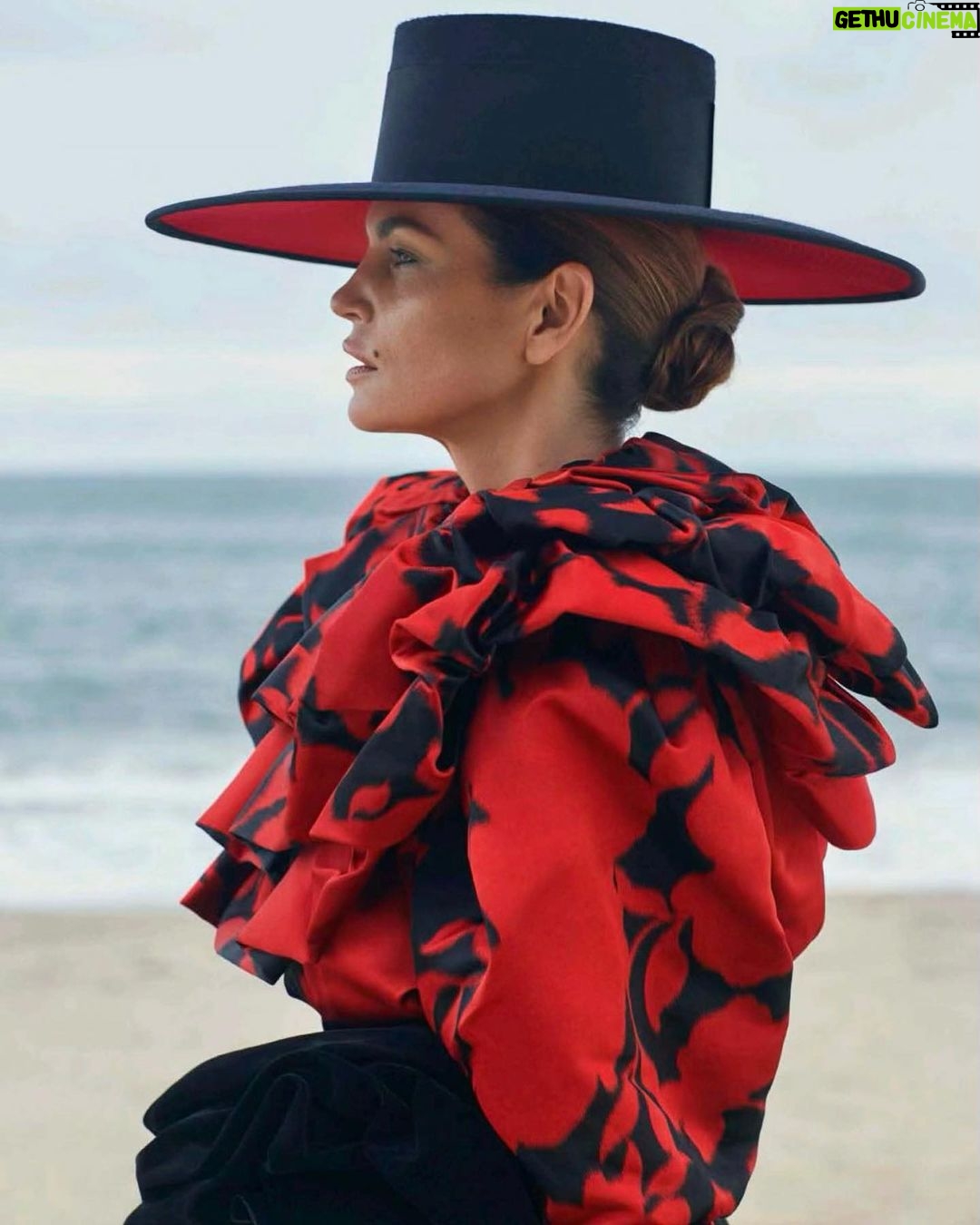 Cindy Crawford Instagram - The Color Capsule: Red 💋