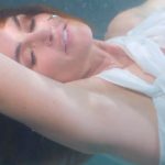 Cindy Crawford Instagram - Pisces season 🐠🫧