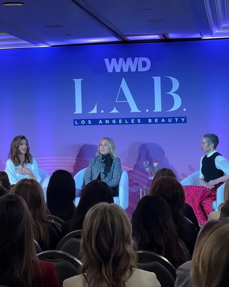 Cindy Crawford Instagram - So honored to be invited to share the stage with @anastasiasoare and @jennybefine at the @WWD Los Angeles Beauty conference - to talk about @meaningfulbeauty and the beauty business! Thanks @terria_beauty and @dimitrishair for the early glam 😘 #WWDSummits