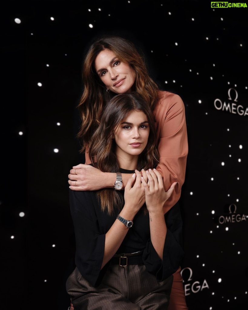Cindy Crawford Instagram - Date night in NYC with @kaiagerber ❤️ @omega #omegaconstellation New York, New York