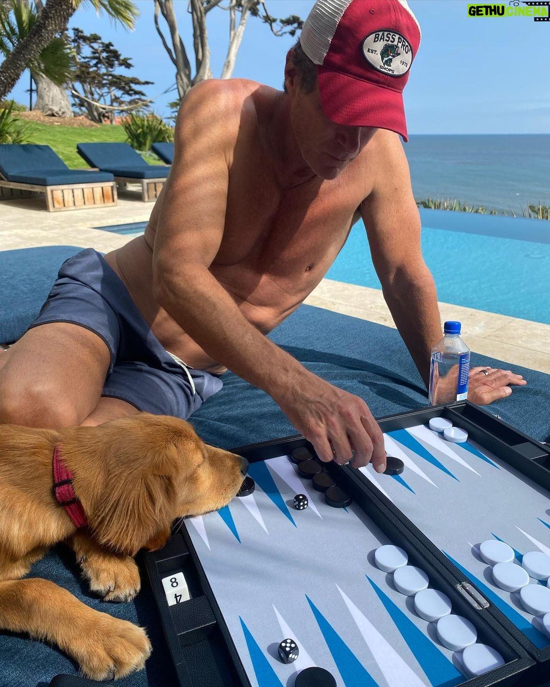 Cindy Crawford Instagram - Happy birthday to this legend @randegerber. Babe—you inspire us, protect us and make us laugh everyday… but today we want to celebrate you! 50 never looked better! 😉 Love you always xo
