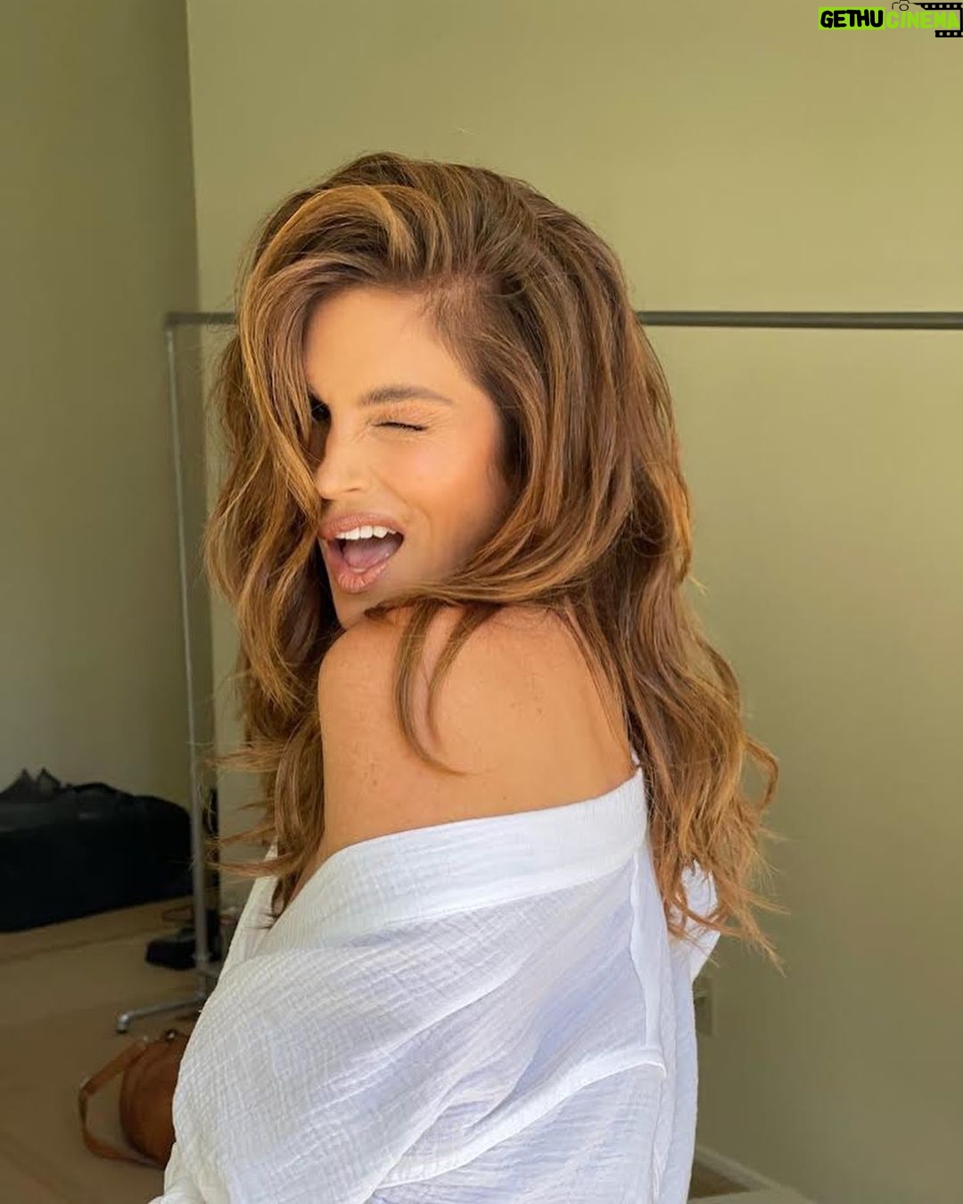 Cindy Crawford Instagram - BTS 🎞 @dimitrishair @patidubroff