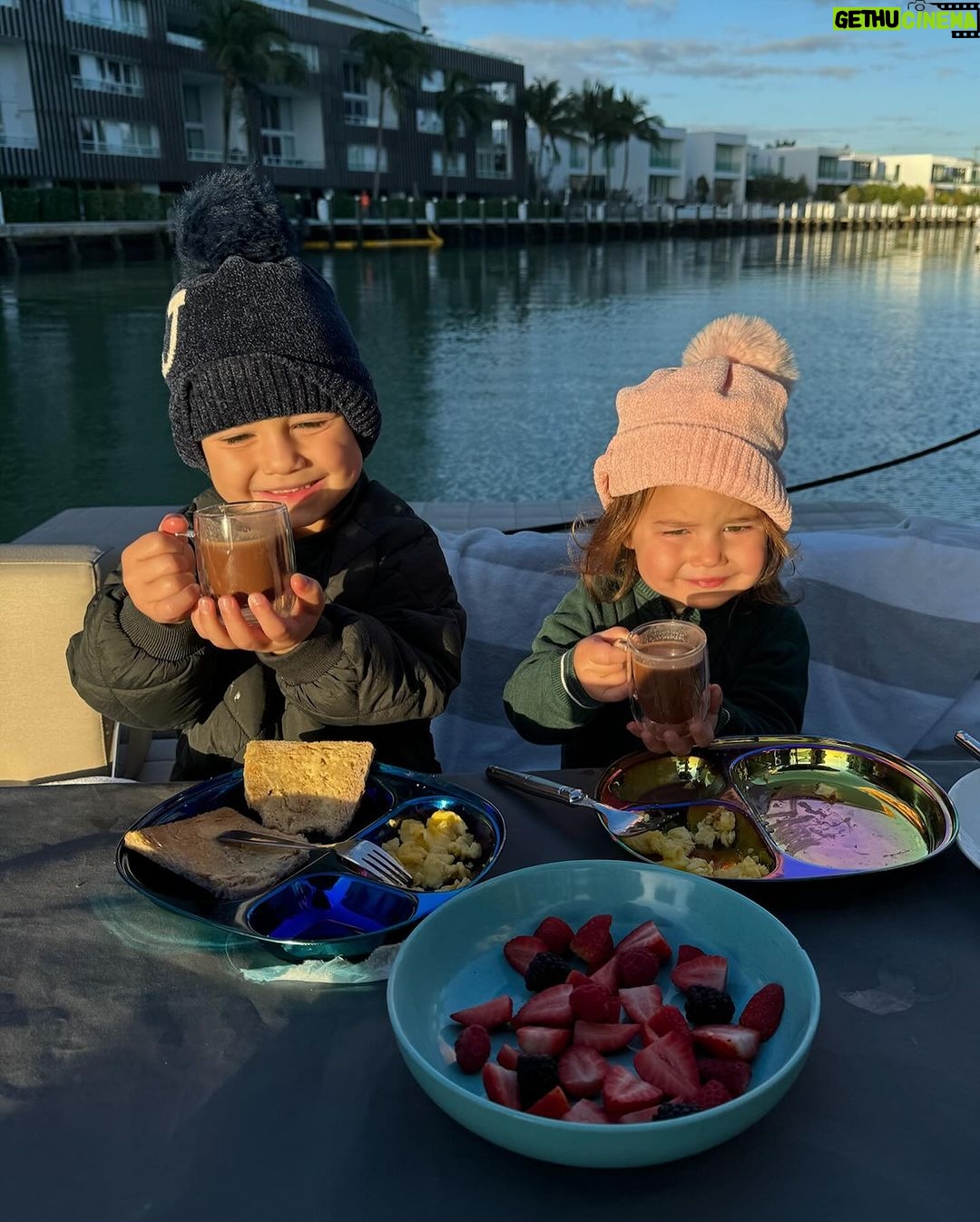 Claire Holt Instagram - When it’s an icy 60 degrees in Florida. Stay warm guys!!!