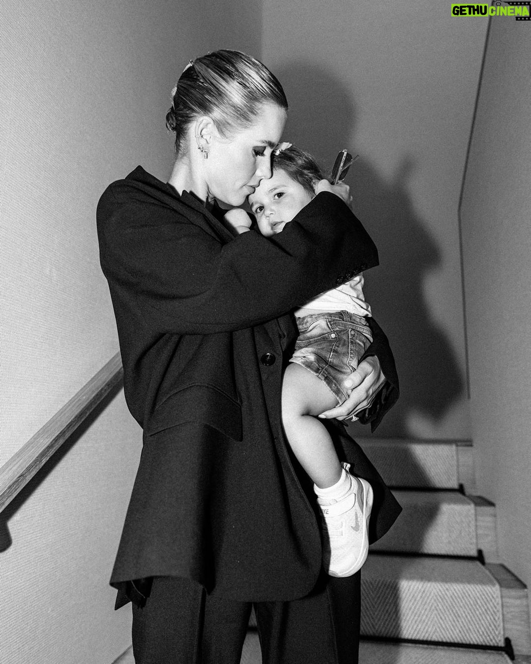 Claire Holt Instagram - The tantrums are exhausting and being steady and patient is hardddd, but I know it will end one day and I won’t be able to hold her like this anymore. Trying to soak up all the minutes, even the rough ones.