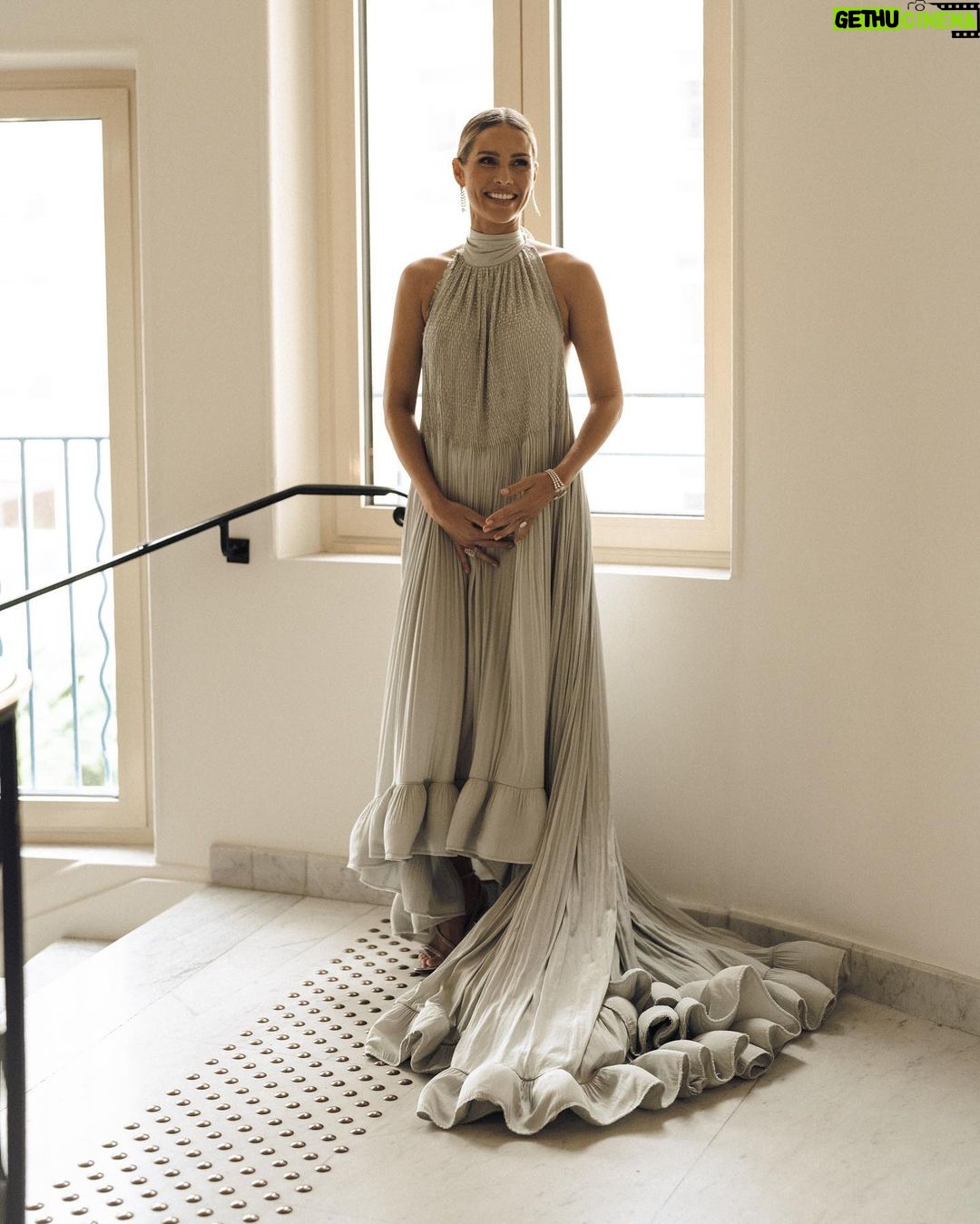 Claire Holt - 1.4 Million Likes - me & no 3 āØ