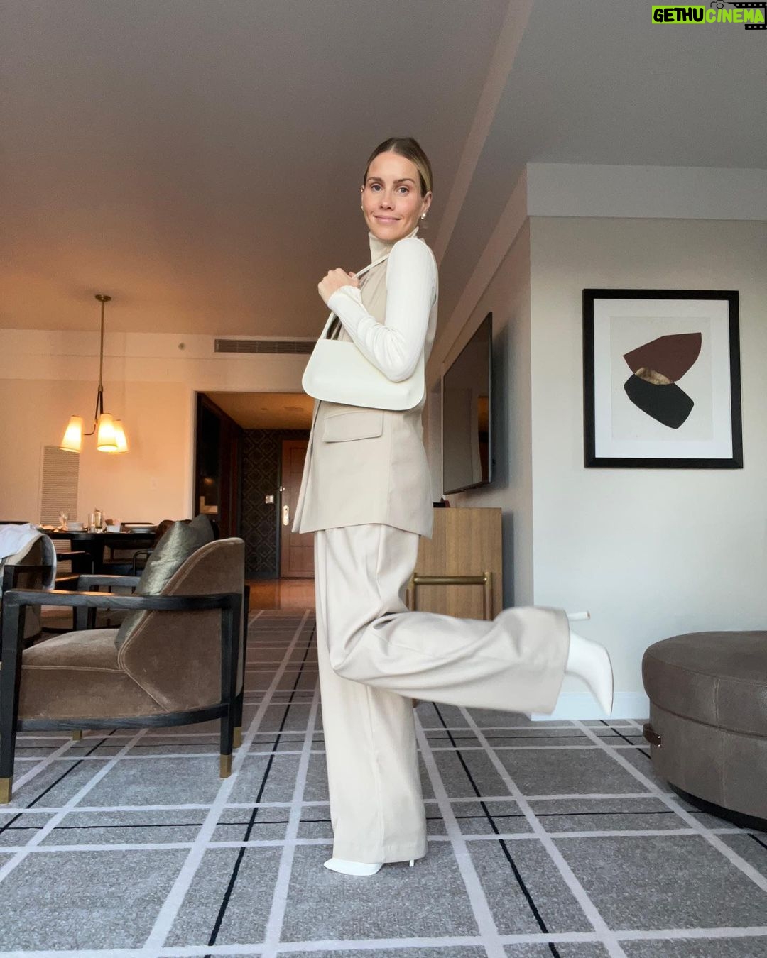 Claire Holt Instagram - A little bit of April. Outfits linked on my site :)