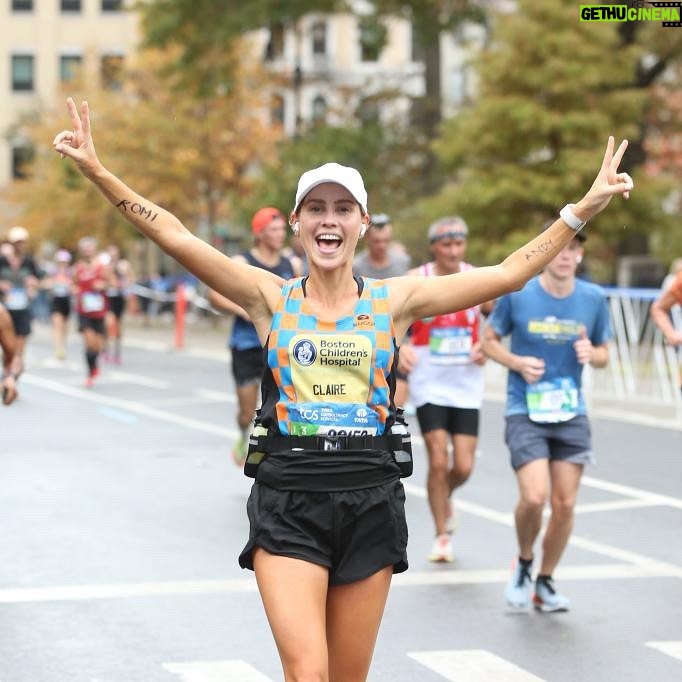 Claire Holt Instagram - Went in with a plan to run fast, then realized that I needed to enjoy every moment. I slowed way down and smiled almost the whole way (that damn hill to Central Park ouchhhhh). The atmosphere was incredible. Thousands of people cheering you on. So many helpers. This was the best side of humanity and I feel so lucky to have been a part of it. Special thank you to my incredible husband who put up with me being a psycho for the past 4 months, and my sister who talked me through the last 2 miles on the phone when I thought I might collapse. Going to sit on my ass for the next year 🥳