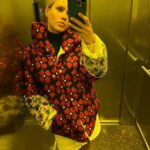 Claire Holt Instagram - I love teaching my kids about history like when we didn’t have phones and just looked in mirrors. Quick drive by and we were off. Such a wild time!