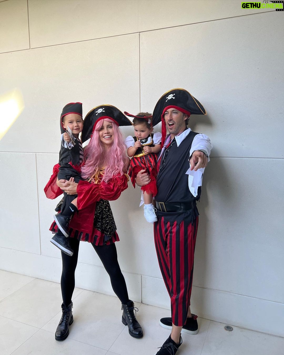 Claire Holt Instagram - The only reason we are pirates is because Andy wanted to wear eyeliner