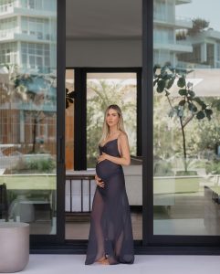 Claire Holt Instagram - a pregnancy diary entry on my site this week my feelings about: - the future - growing organs - extra lbs + why my kids are my teachers thecornerbyclaire.com