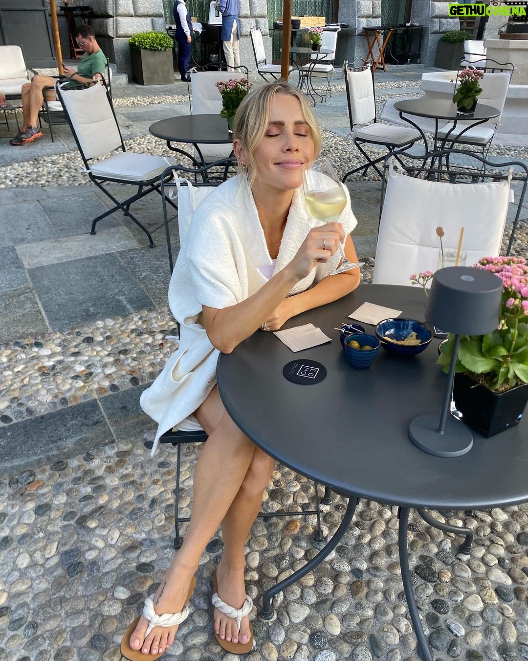 Claire Holt Instagram - 🇮🇹 feat. some cute dresses and cute andy