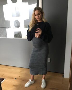 Claire Holt Instagram - I wrote a haiku about my OLD belly

They said I’d miss it
I said they were very wrong
Turns out they were right