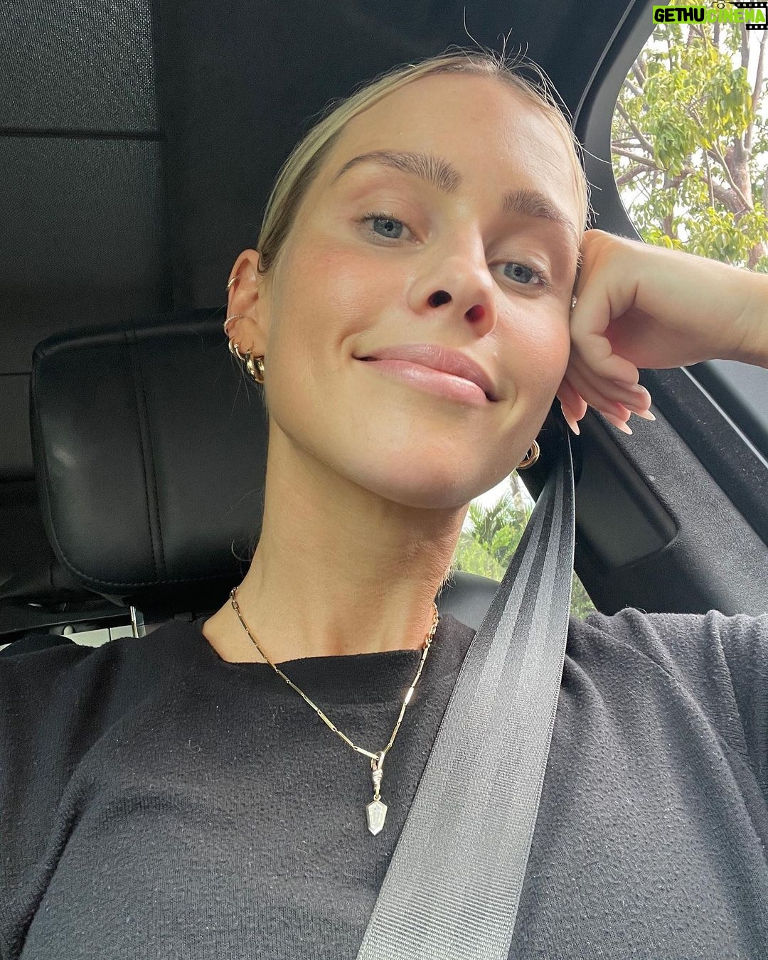 Claire Holt Instagram - Top of the morning just sitting in my driveway wondering how long before a snotty child comes looking for me