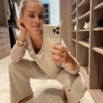 Claire Holt Instagram - I volunteered to be the face of the latest @shoplesjour campaign and even though Phoebe hasn’t returned my calls I feel confident that this lil low budget shoot I did will secure me the gig.