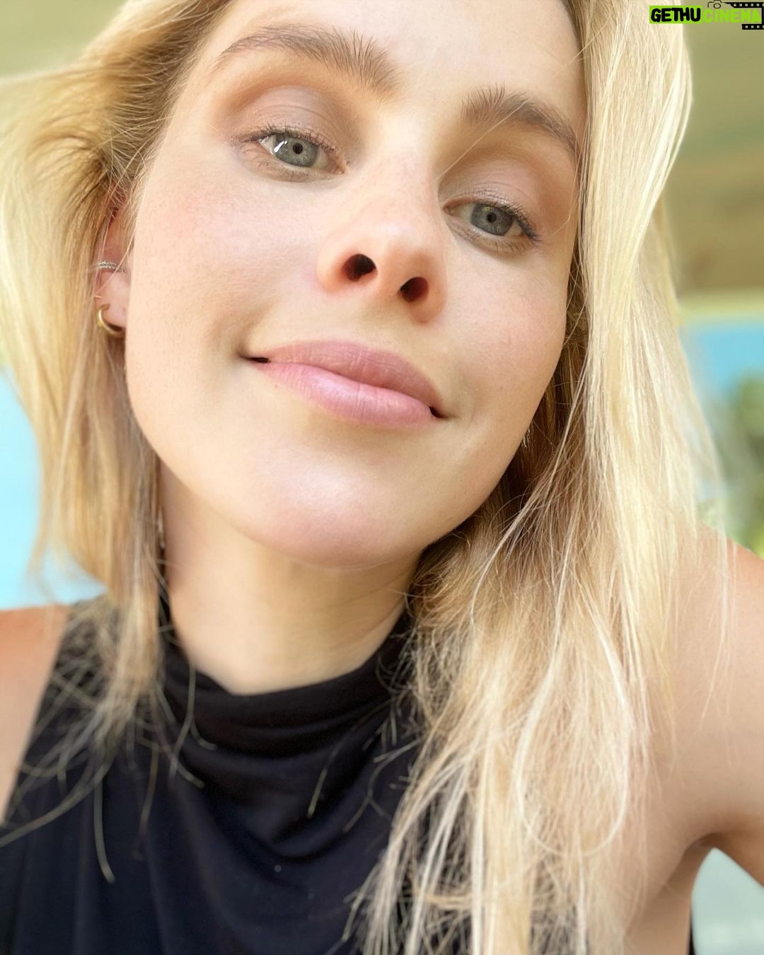 Claire Holt - 770.7K Likes - Hi guys as you know I’m a real forward thinker so I’m going to do something no one has ever done before and answer your questions in the comments....
