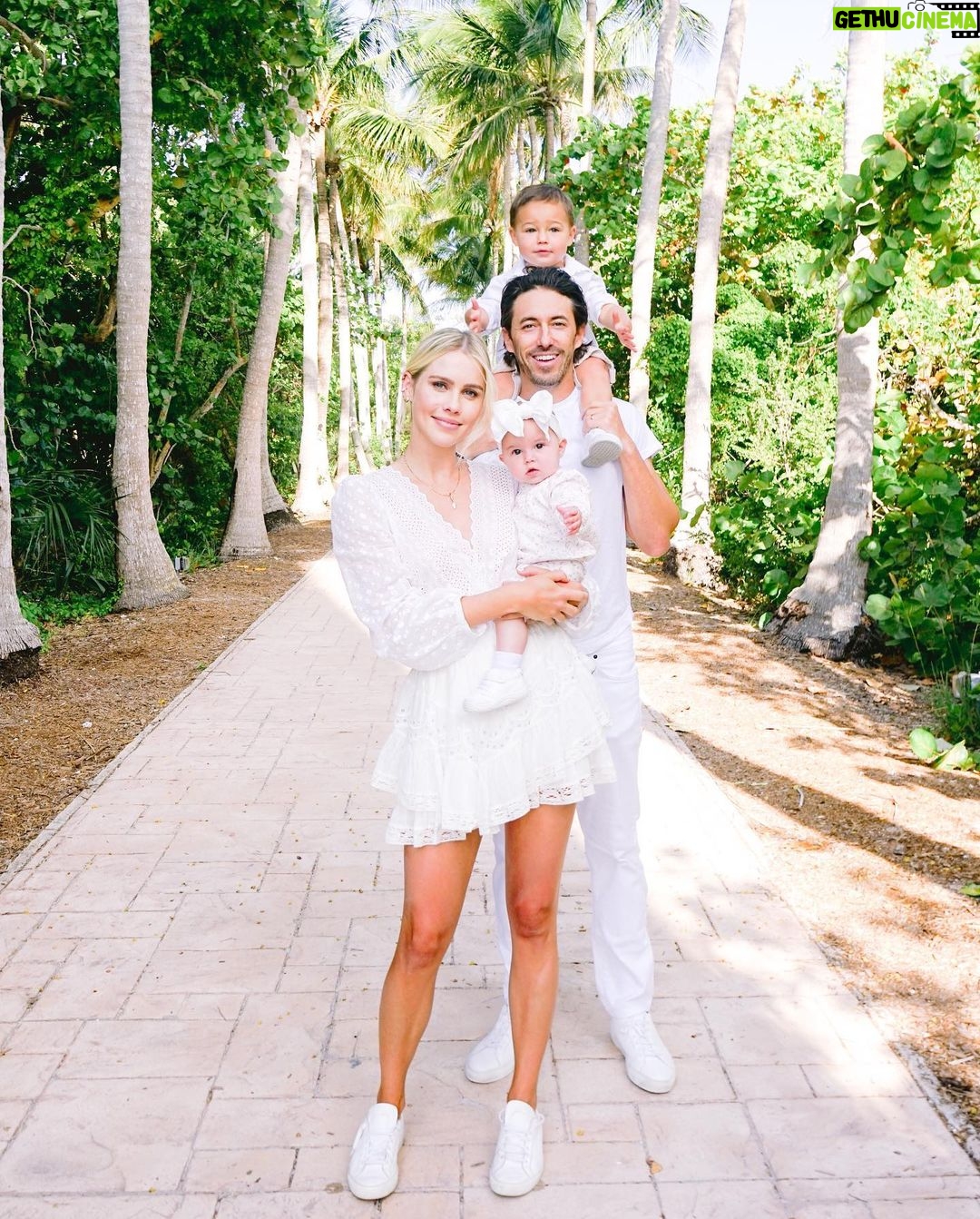 Claire Holt - 1.6 Million Likes - RIP ME šššššš (if you too would like to be deceased my girl @capturedlovebymai is the goat and takes the best fam photos)