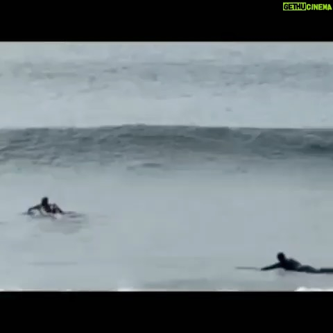 Clark Gregg Instagram - So this happened this morning. Who can resist a good wave? Thanks @nataliaealvarez1975