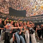 Claudia Álvarez Instagram - Así festejamos nuestros cumples @billyrovzar y yo este año!!! Familia, Vegas y el mejor concierto del planeta!!! @u2 En @spherevegas que locuraaaaaaaaaaa vivida! Las Vegas, Nevada