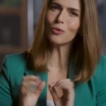 Claudia Álvarez Instagram - Hoy presentamos el primer capítulo a las 11pm después del noticiero x las estrellas no saben el trabajo que costó lograr esto para que todos ustedes puedan disfrutarlo tanto como nosotros hacerlo y como sabemos que la van a amar pueden ver todos los demás capítulos a partir d mañana solo por @vix #UnBuenDivorcio