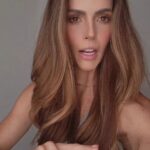 Claudia Álvarez Instagram - Por fiiiiiin les puedo contar sobre esta campaña en la que trabajé hace algunos meses con @savilemexico, una marca que como saben llevo usando mucho tiempo, me ha dado resultados increìbles y me encanta!! Corran a probar el nuevo Savilé Fusión Sábila +15 para que tengan un cabello increíble #SAVILE #FUSIONSABILA #SabilaFusion15