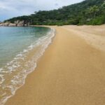 Claudia Álvarez Instagram - Una parte de mi ama viajar, la otra también! Vietnam , Nha Trang
