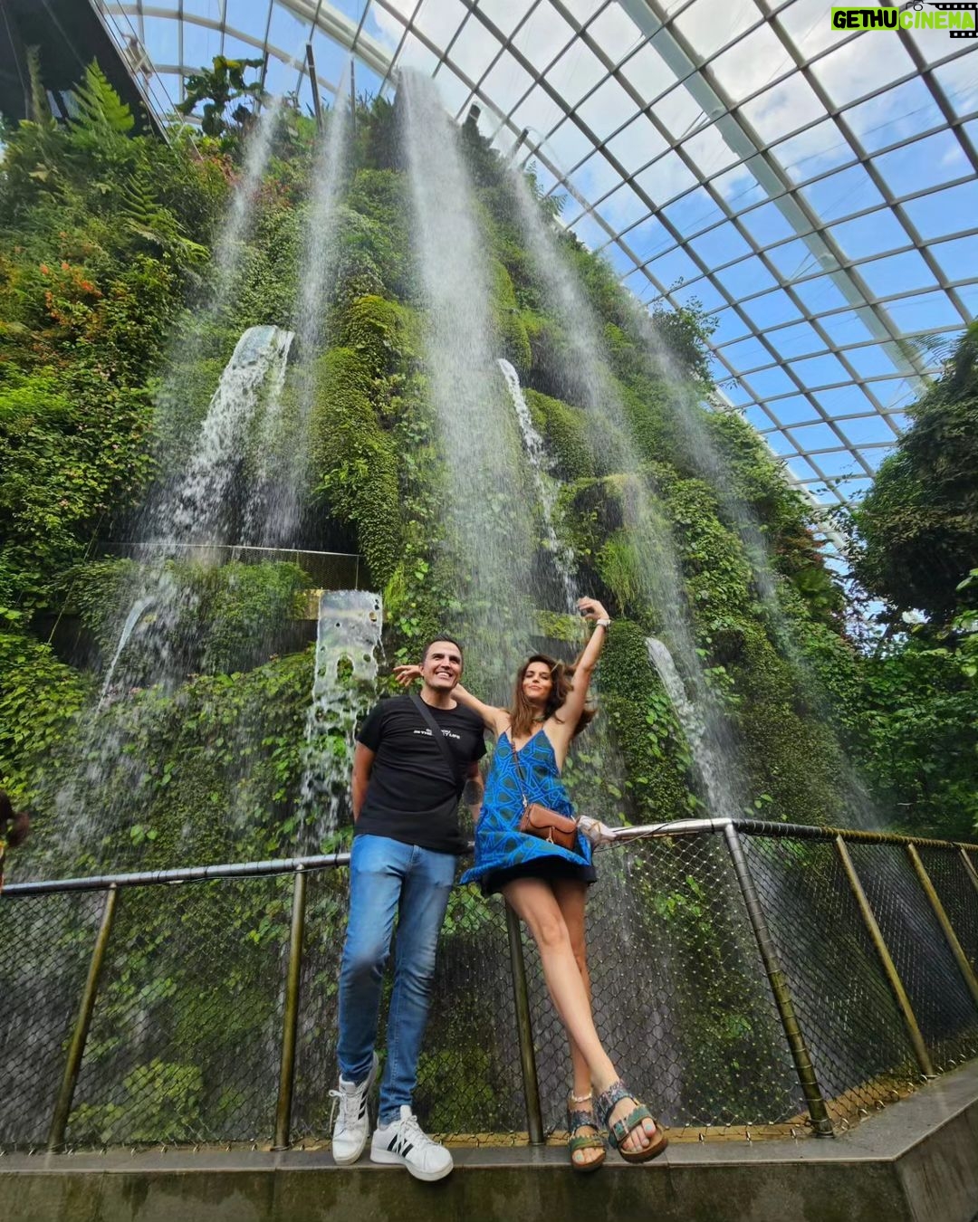 Claudia Álvarez Instagram - Hoy se vivió, se disfrutó y se gozó!!!! Gardens By the Bay, Singapore