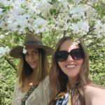 Claudia Álvarez Instagram - Que GRAAAN viaje!!! Me llevé sólo a Kira xq es el plan q tengo si se me da la oportunidad, hacer un viaje con mis 3 hijos x separado para tener momentos únicos. A veces siento q no me da la vida para darles el mismo tiempo a cada uno y creo q el viajar sola con ellos x separado puede ser maravilloso para crear recuerdos especiales. Y así también lo haré con mis twins o en la semana me llevo sólo a uno x un helado y luego a otro y luego los 3 juntos y así.... Regreso con mi corazón llenito de amor y agradecida con @vickyalvarezo @grihbany y Max x hacer d éste viaje un sueño!!! 🇨🇦🇨🇦🇨🇦🇨🇦🇨🇦 Canada Vancouver