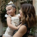 Claudia Álvarez Instagram - Lo que más le pido a la vida como mamá es que nunca dejen de soñar, de luchar por lo que creen, que hagan de éste mundo un lugar mejor lleno de amor y empatía por los demás. Crean en el amor, en que existe mucha gente que va a querer compartir el corazón entero sin miedos como nosotros sus papis, sus hermanos, familia y muchos amigos que harán durante su vida. Que siempre estén rodeados de ésa gente que los impulse a ser mejores y yo como su mami toda mi vida estaré para ustedes, en cualquier circunstancia para amarlos y guiarlos en amor y confianza! Los amo tal cual son, son perfectos para mi y me siento honrada con Diosito por tener el privilegio de ser su mamá! Mi cosho (kira), mi champi (Clio) y mi guapo (Billy) gracias x ser los mejores maestros que le pude pedir al Universo! SOY MAMÁ Y SON UN SUEÑO DE HIJOS!!! #TodaLaVidaTodosLosDías @diorbeauty @dior @diorbeautylovers Foto: @mayracarreno MakeUp: @salvadorgonzalezmakeup Hair: @gabiokka Styling: @ruthbuendiap Film: @arturogomezdirector