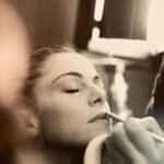 Claudia Gerini Instagram – Photo shoot per lo spettacolo “Closer”anno 2000 regia di @luca.guadagnino  2 foto del mio amico meraviglioso creativo e talentuoso fotografo @fabio_lovino_