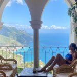 Claudia Gerini Instagram - Nel blu dipinto di blu #ravello una poesia….❤️ @_jeuxdeau_ Ravello, Amalfi Coast