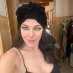Claudia Gerini Instagram - La poetessa… poi vi spiego #cinema #actress #wigs