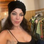 Claudia Gerini Instagram - La poetessa… poi vi spiego #cinema #actress #wigs