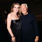 Claudia Gerini Instagram - Che emozione ieri sera 🤩rincontrare dopo qualche anno il sig @giorgioarmani In occasione della presentazione del suo progetto con #theitalianseagroup #admiralyachtclub a Marina di massa.Ho avuto l’immenso piacere di abbracciare e salutare quest’uomo grandioso , un genio italiano che ha conquistato il mondo intero ,e che non smette mai di creare sogni e mondi nuovi, con la stessa incredibile forza ed entusiasmo di quando ha iniziato…con quel suo sguardo vivace e curioso , acceso di azzurro, non a caso lo chiamano Re Giorgio …E’stata una serata magnifica , e che bello il nostro abbraccio, caldo e sincero.Grazie davvero 🙏😍❤️