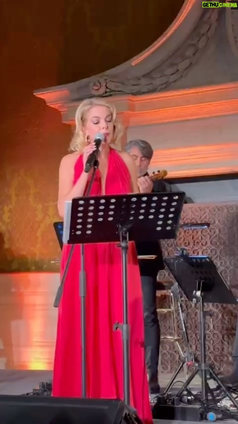 Claudia Gerini Instagram - Un estate fa….la storia di noi due era un po’ come una favola