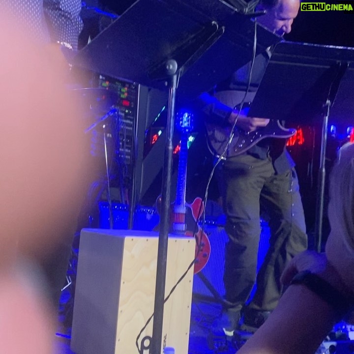 Claudia Gerini Instagram - Ieri sera al @bluenotenyc … what a night….tribute to Rolling Stone…. Celebrating Charlie Watts 💥