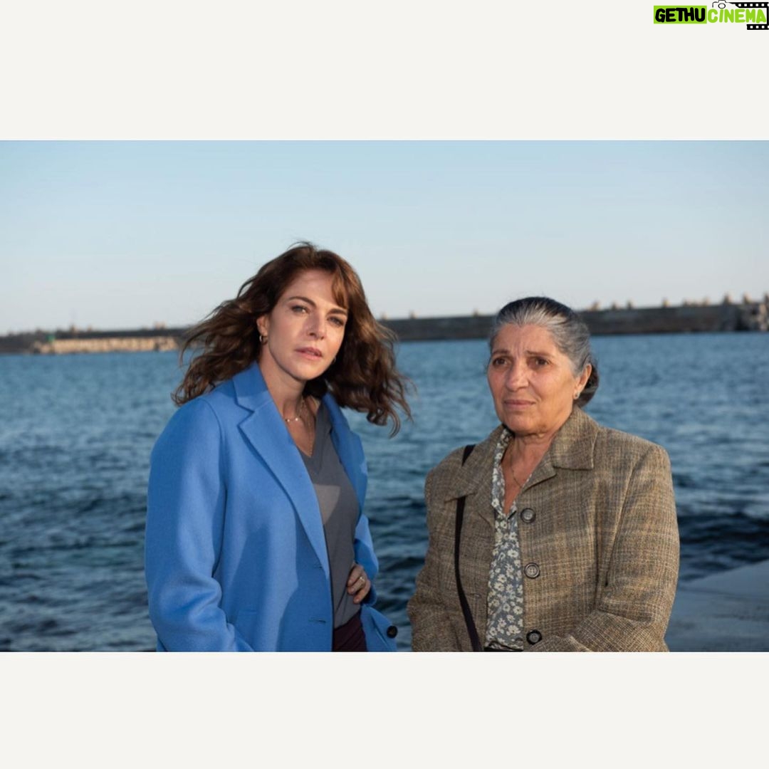 Claudia Gerini Instagram - @skycinemadue stasera 21.15 “Sulla giostra” un film di Giorgia Cecere con la meravigliosa @luciasardoofficial @alessio_vassallo_ e @paolosassanelli ❤️🤩😍non perdetelo🌈#cinema