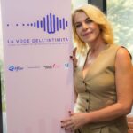 Claudia Gerini Instagram - Ieri ho partecipato alla Conferenza stampa di una campagna a cui tengo molto e di cui sono fiera di essere testimonial: “La voce dell’intimità”. Un’iniziativa promossa da Pfizer Italia e realizzata in collaborazione con le associazioni @europadonnaitalia e @komenitalia che mira a rompere il silenzio su un grandissimo tabù che mette a disagio moltissime donne: sessualità e tumore al seno metastatico. Lavorare al progetto è stato emozionante: ho avuto modo di ascoltare non solo le storie delle pazienti, i loro desideri, bisogni e timori, ma anche gli esperti che le hanno affiancate in questa esperienza. Perché parlare di sessualità e tumore al seno metastatico si può, anzi si deve. #lavocedellintimita