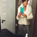 Claudia Gerini Instagram – Sule set di #johnwick2  #memories nel camper appena pronta … Gianna ready to go