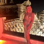 Claudia Gerini Instagram - About last night. Elena ed io invitate dalla mitica @ezia.mod , una bellissima serata per lancio di @cmax_official Make up by @lindazampaglione ❤️ Styling @valeriajmarchetti ROMA - città eterna