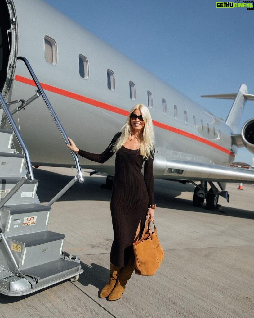 Claudia Schiffer Instagram - 48 hours in Milan 💞