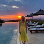 Claudia Schiffer Instagram - Sunset happy hour 💛