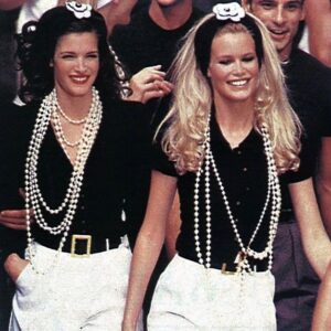 Claudia Schiffer Instagram - Looking back at this iconic @chanelofficial 95’ finale with @stephanieseymour in honour of her birthday ❤️