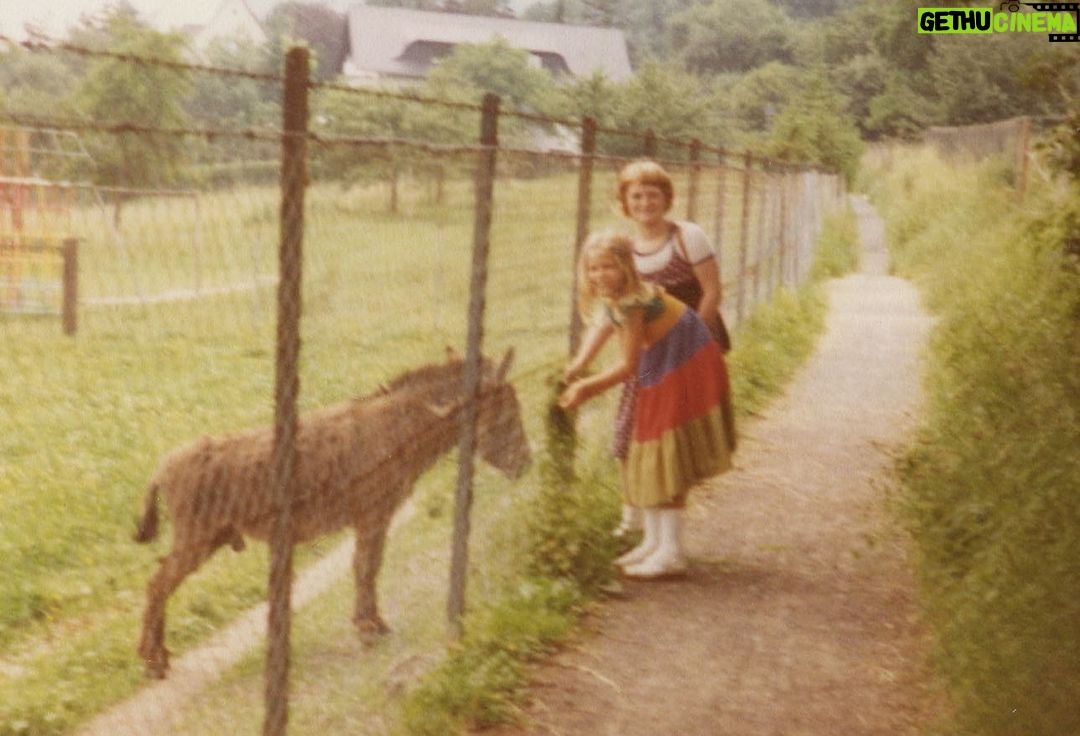 Claudia Schiffer Instagram - Summers at my grandparents Opi and Omi near Bad Honnef / Germany with my cousin Marion!