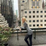 Claudia Schiffer Instagram - A New York minute for @argyllemovie. In theatres everywhere TODAY!