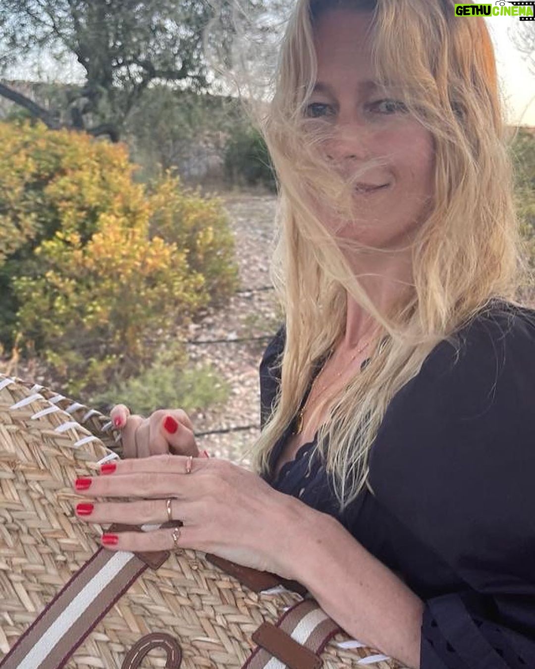 Claudia Schiffer Instagram - Holiday looks 🌴