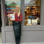 Claudia Schiffer Instagram - More amazing moments from my visit to @thebookmarc to sign copies of @chipthecat’s new book “Blue Chip: Confessions of Claudia Schiffer’s Cat” ❤️ New York, New York